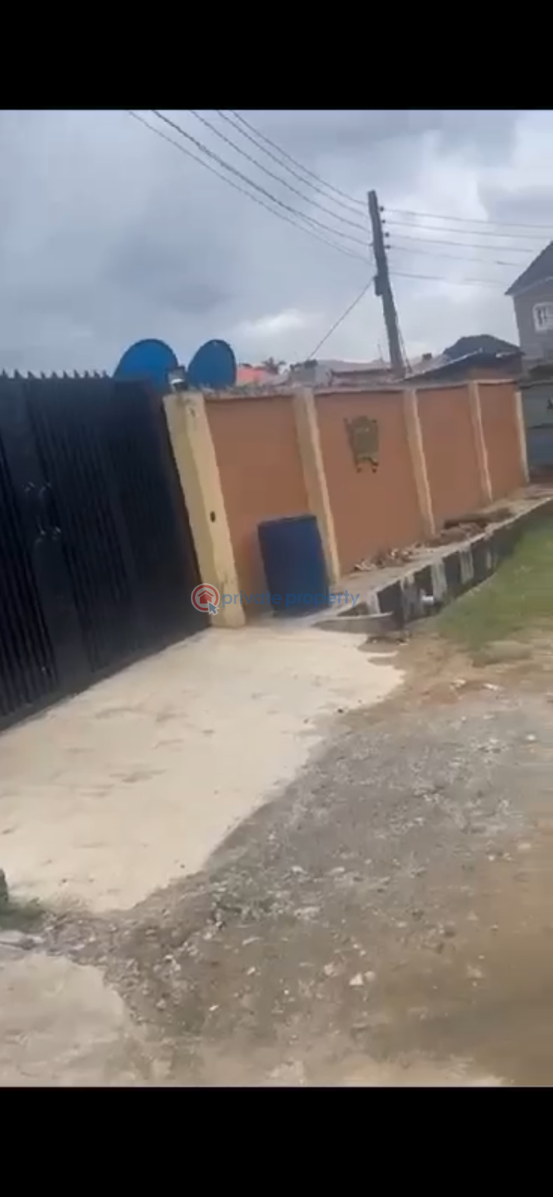 Bungalow For Sale Gowon Estate Egbeda Alimosho Lagos - 3