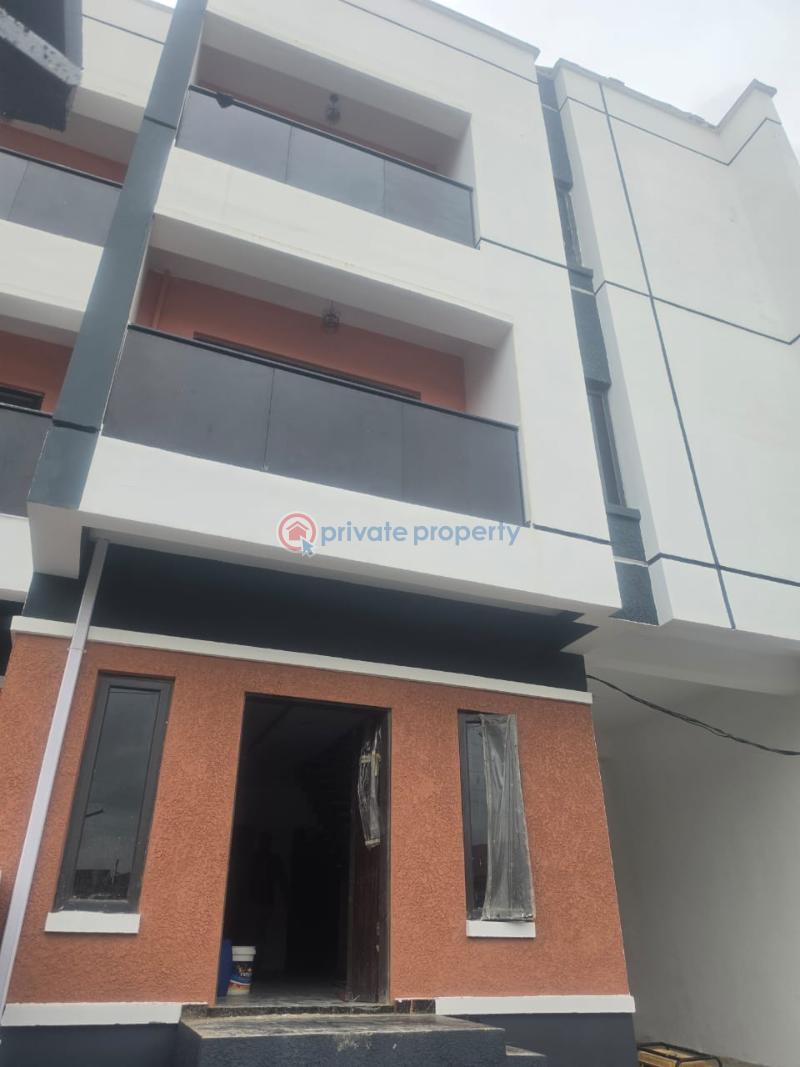 5 bedroom Semi detached Duplex For Sale Muri Folamhi Ogudu Gra Phase1 Pako Bus Stop Ogudu GRA Lagos - 0
