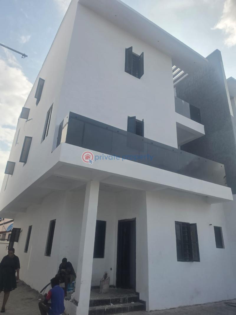 4 bedroom Semi detached Duplex For Sale Muri Folamhi Ogudu Gra Phase1 Pako Bus Stop Ogudu GRA Lagos - 1