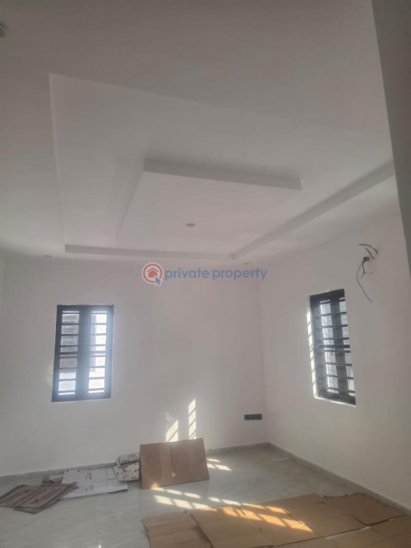 4 bedroom Semi detached Duplex For Sale Muri Folamhi Ogudu Gra Phase1 Pako Bus Stop Ogudu GRA Lagos - 4