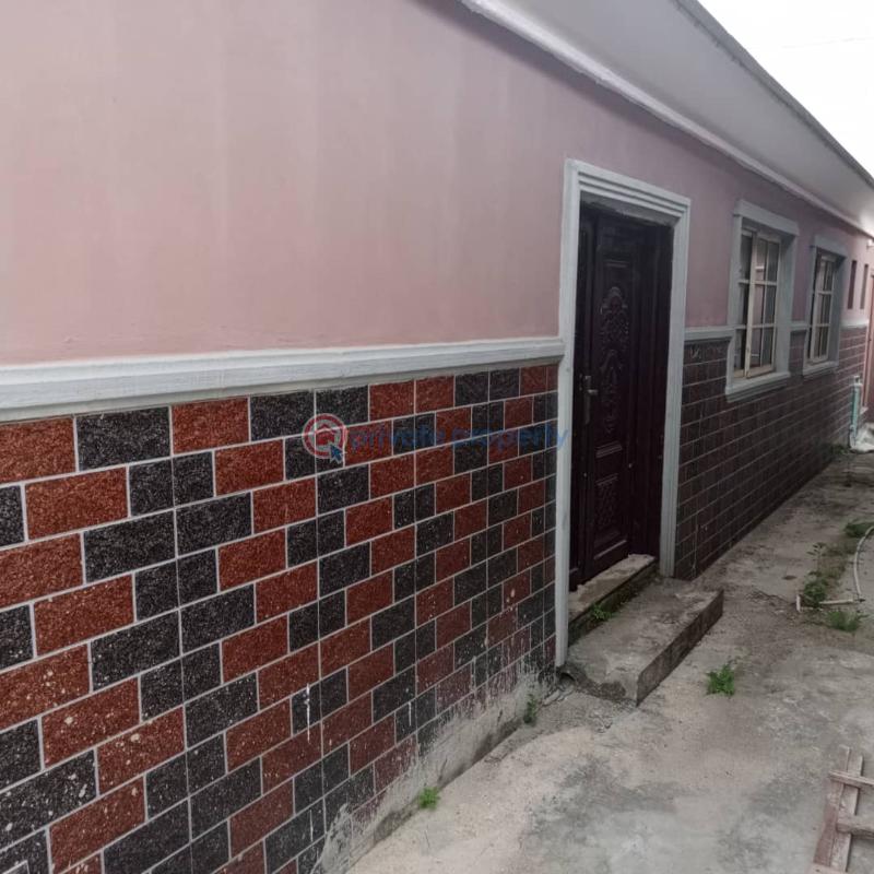 Hotel For Sale Egbeda Egbe/Idimu Lagos - 9