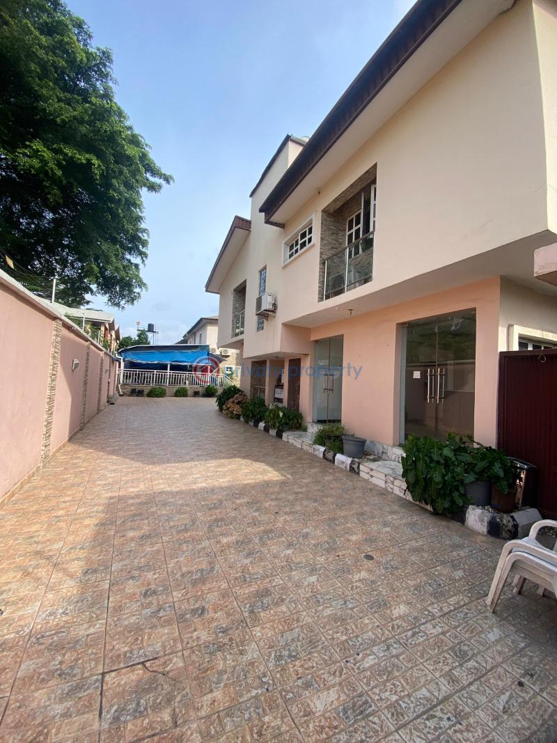 Hotel For Rent Lekki Phase 1 Lagos - 35