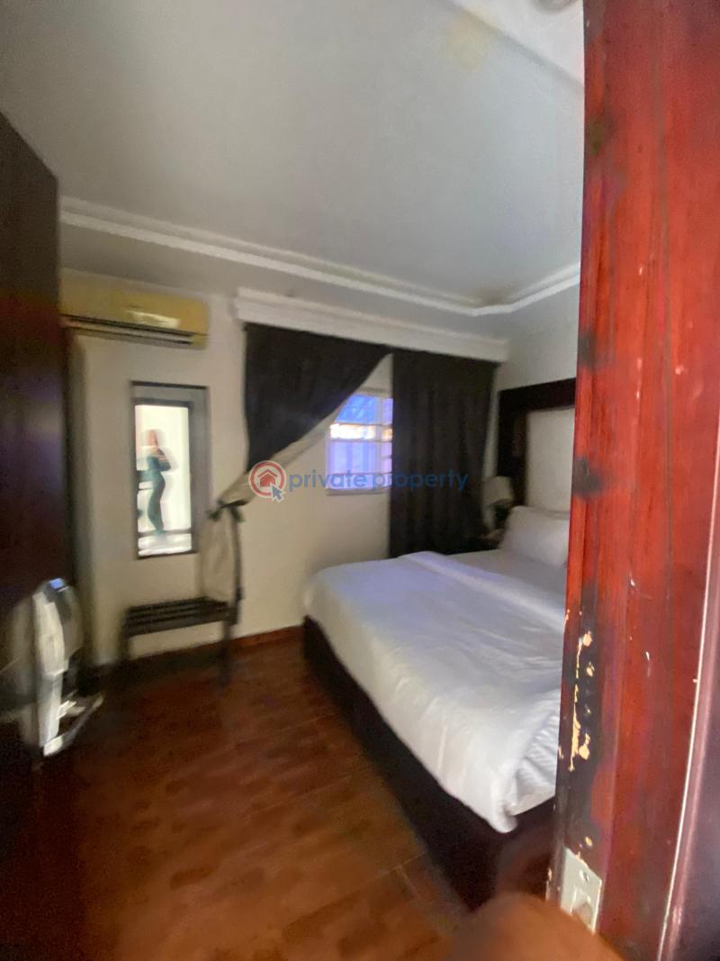 Hotel For Rent Lekki Phase 1 Lagos - 12
