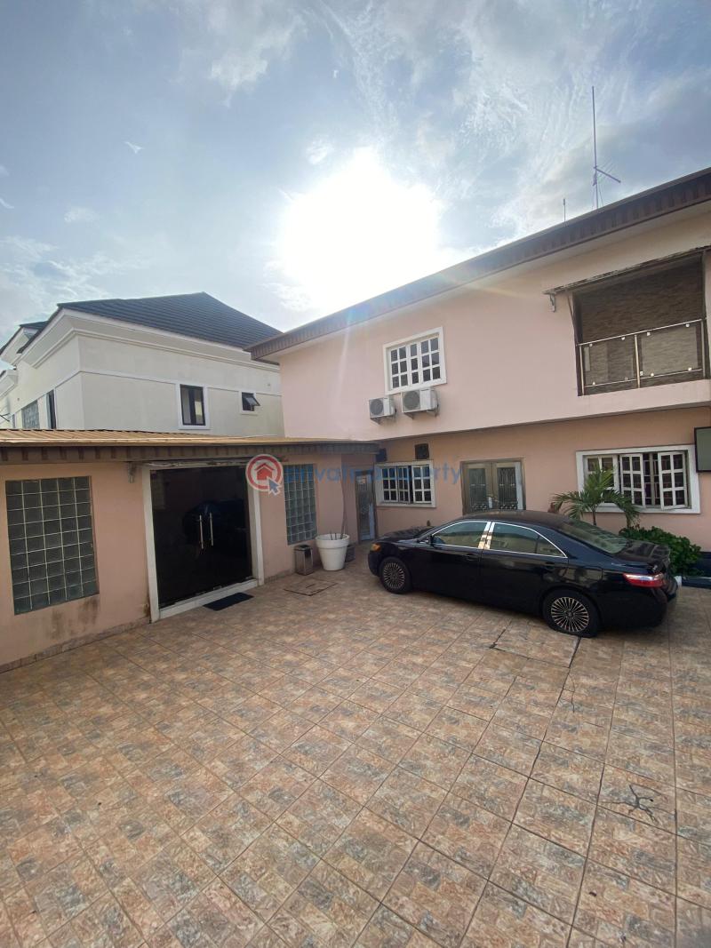 Hotel For Rent Lekki Phase 1 Lagos - 18