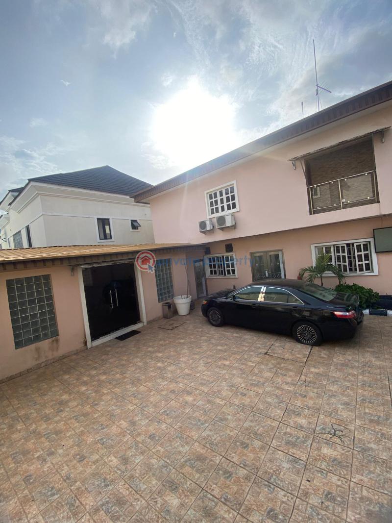 Hotel For Rent Lekki Phase 1 Lagos - 29