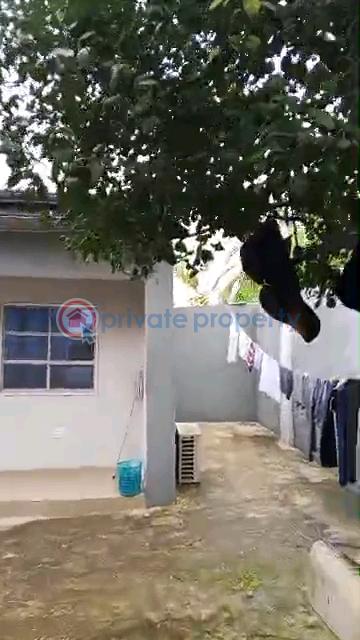 10 bedroom Hostel For Sale Close To Prison Gate Kuje Abuja Phase 4  - 5