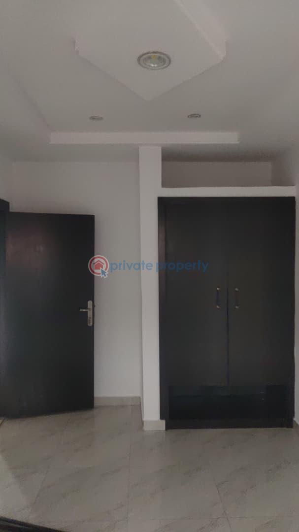 4 bedroom Terraced Duplex For Sale Canoe, O'k'e Afa, Isolo Isolo Lagos - 3