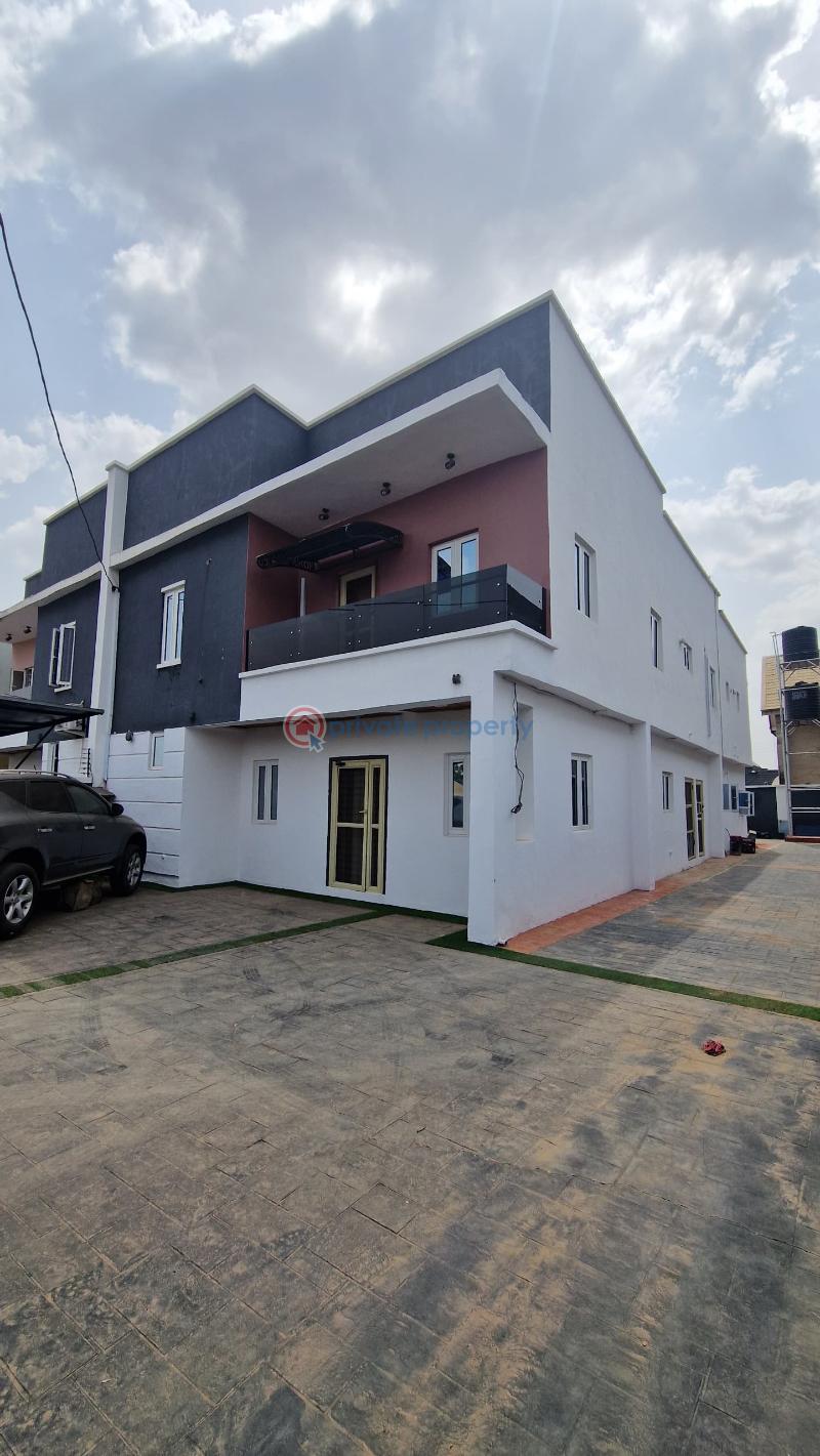4 bedroom Semi detached Duplex For Sale Emmanuel Estate, Ile Titun Area, Jericho/idi Ishin Extension, Ibadan. Idishin Ibadan Oyo