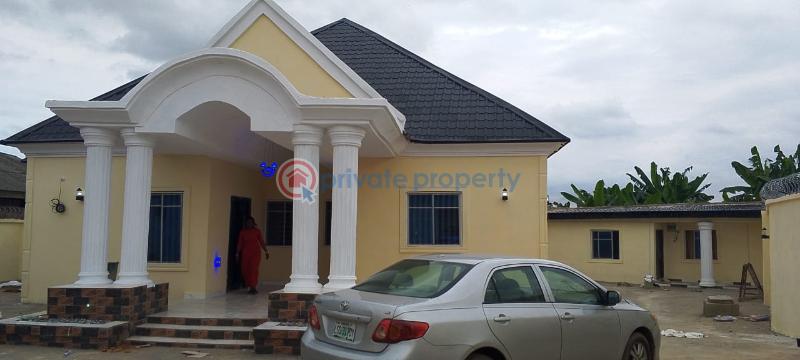 3 bedroom Bungalow For Sale Mowe Ogun area  - 11