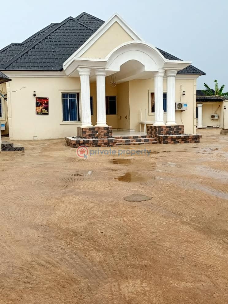 3 bedroom Bungalow For Sale Mowe Ogun area  - 24