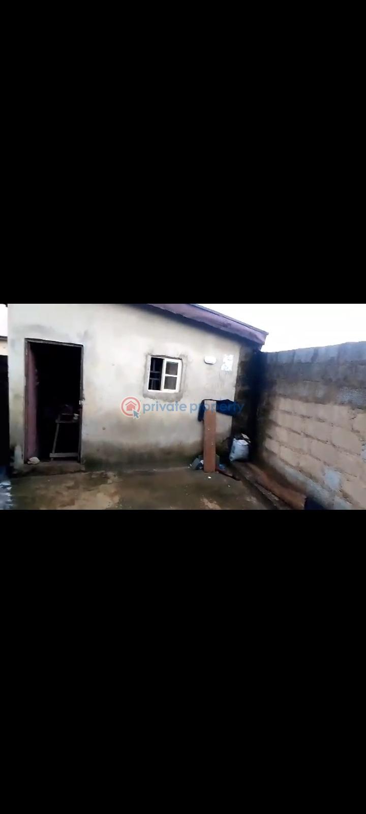 3 bedroom Bungalow For Sale Paece Drive/ New Heaven Estate Dei-Dei  Abuja Phase 4  - 0