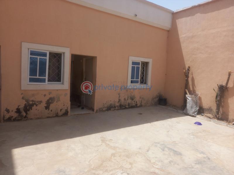For sale 3 bedroom Room or Boys Quarter Dorayi Babba Kano Gwarzo Road