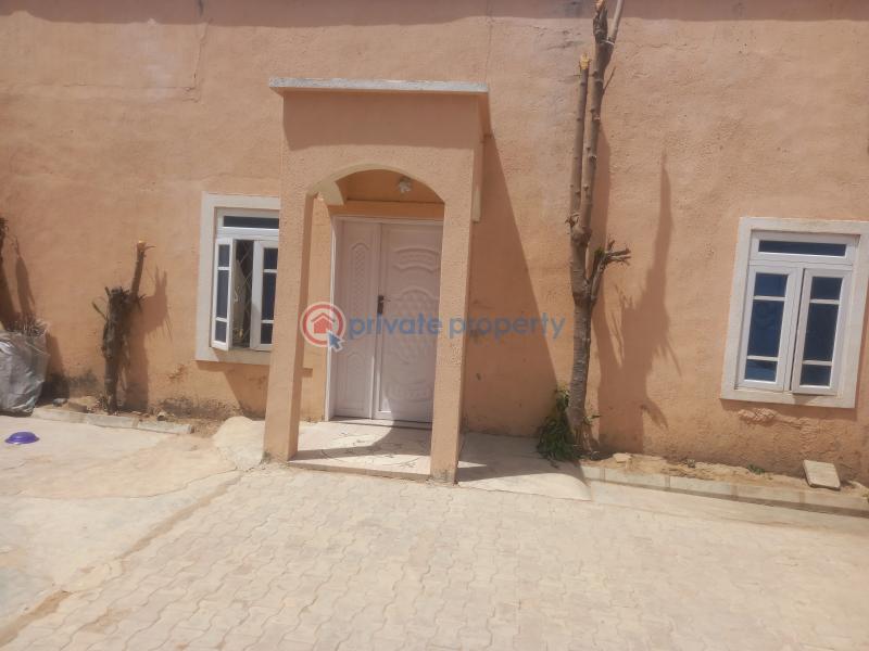 For sale 3 bedroom Room or Boys Quarter Dorayi Babba Kano Gwarzo Road