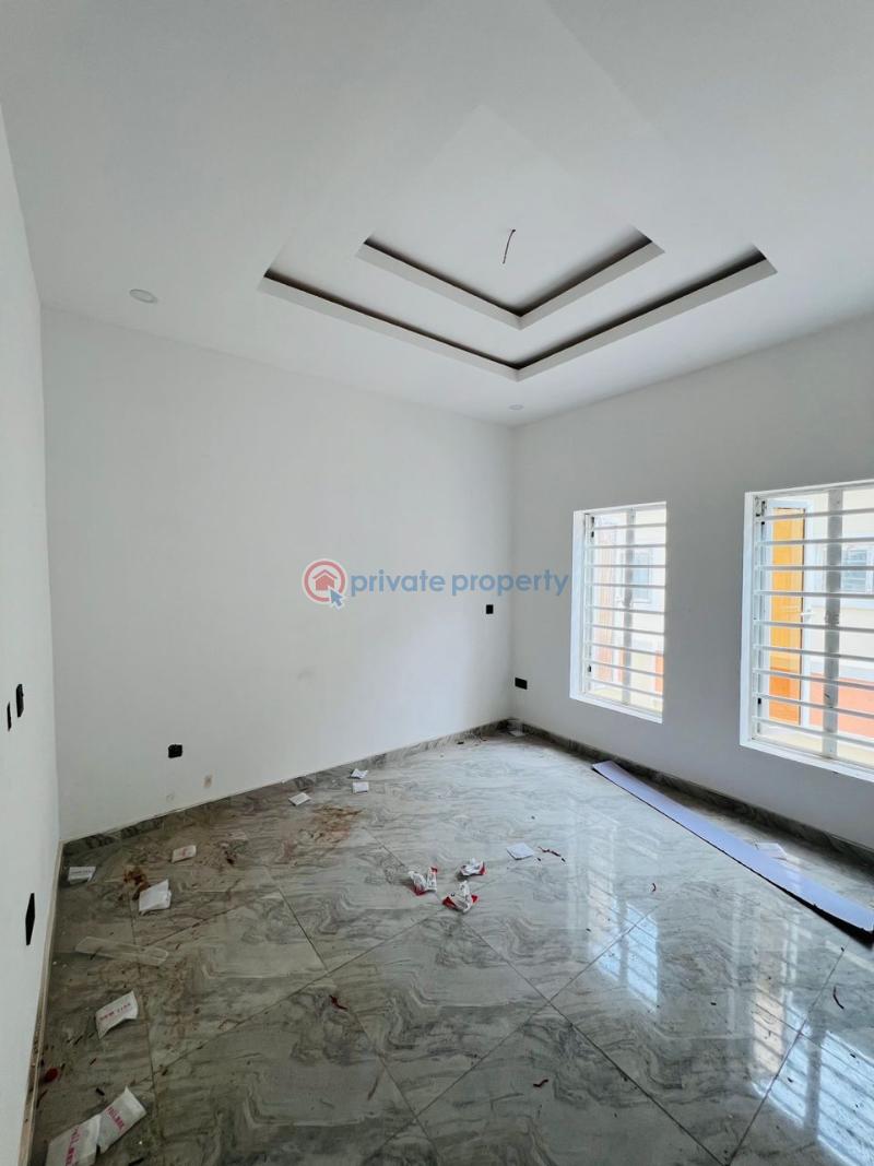 Detached Bungalow For Sale Housing Estate (airforce) Opp Kolapo Ishola Gra, Akobo, Ibadan Ibadan Oyo - 2