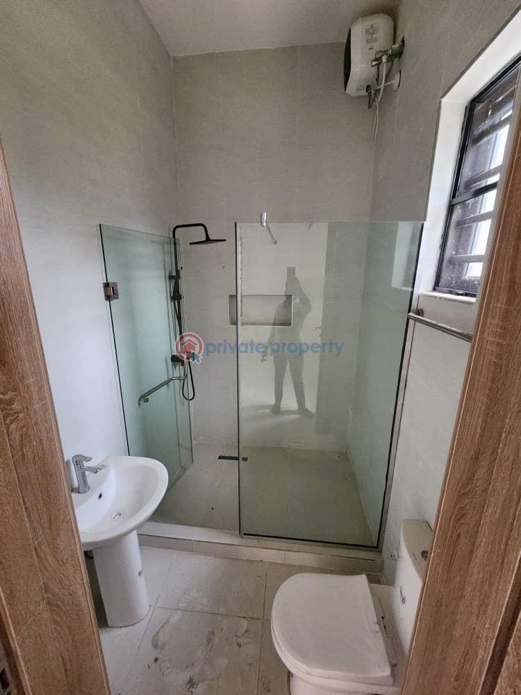 5 bedroom Detached Duplex For Sale Chevron Tollgate,chevron Lekki Lagos - 12