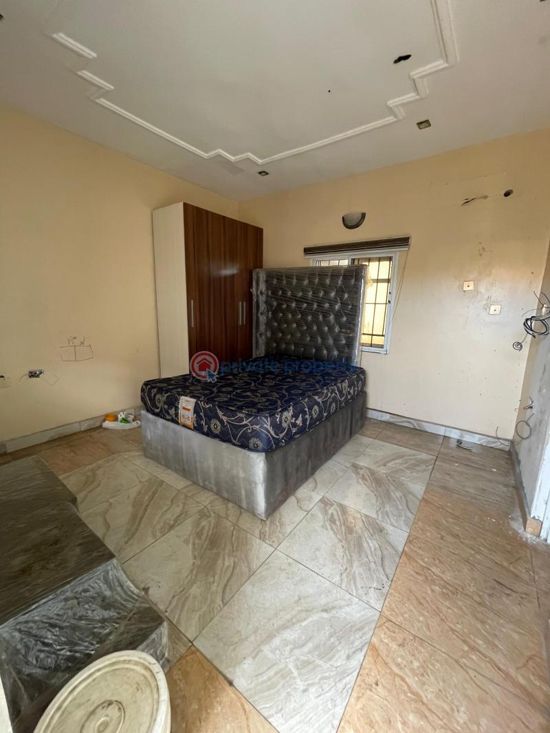 8 bedroom Detached Duplex For Sale Lekki Phase 1 Lagos - 10