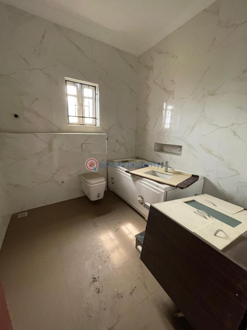 8 bedroom Detached Duplex For Sale Lekki Phase 1 Lagos - 6