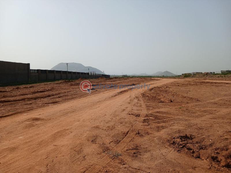 5 bedroom Mixed use Land For Sale Airport Road, Abuja Lugbe Abuja Phase 4  - 4