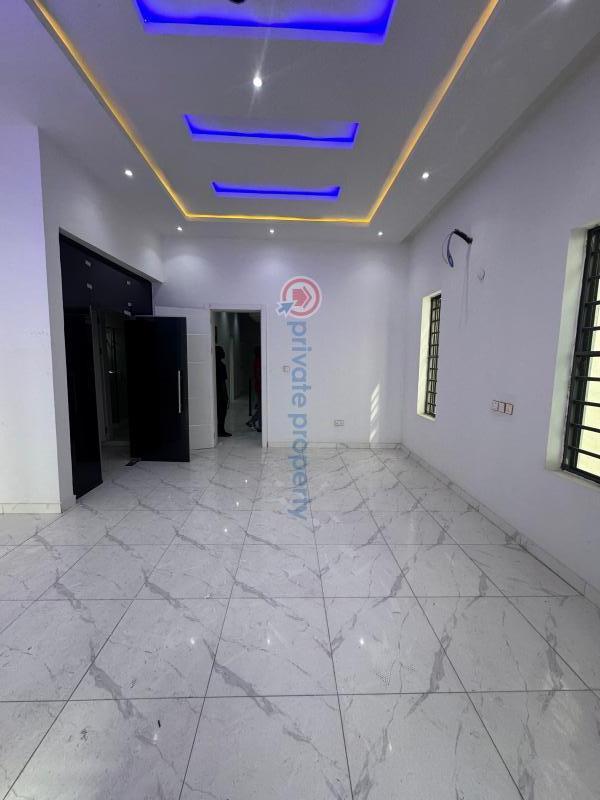 Newly built 6bedroom fully detached house with pool - 8 6 bedroom Duplex For Sale Ikota Lekki Lagos - 8