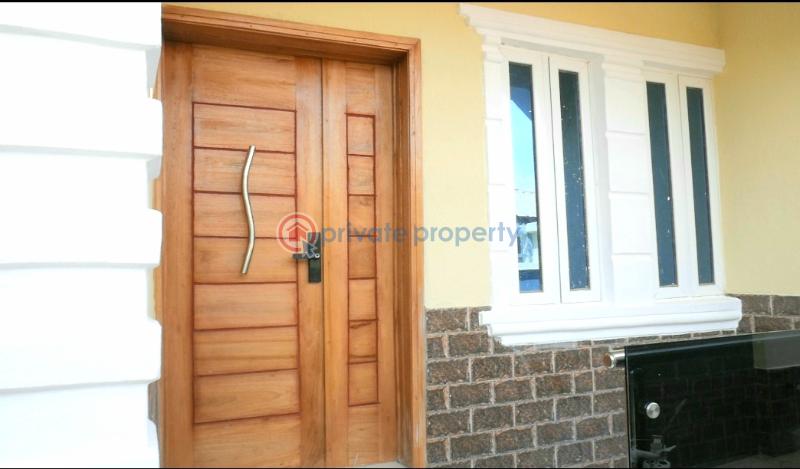 2 bedroom Detached Bungalow For Sale Ibadan Remi Olofa Estate, Close To Zenith Hospital,elebu, Ibadan Oyo Ibadan Oyo - 2