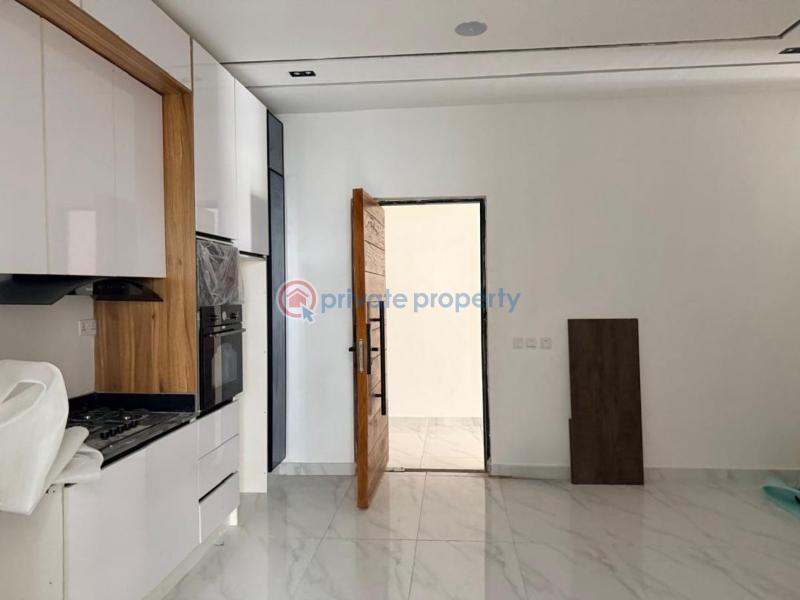 1 bedroom Block Of Flats For Sale Oniru Estate Oniru Victoria Island Lagos - 2