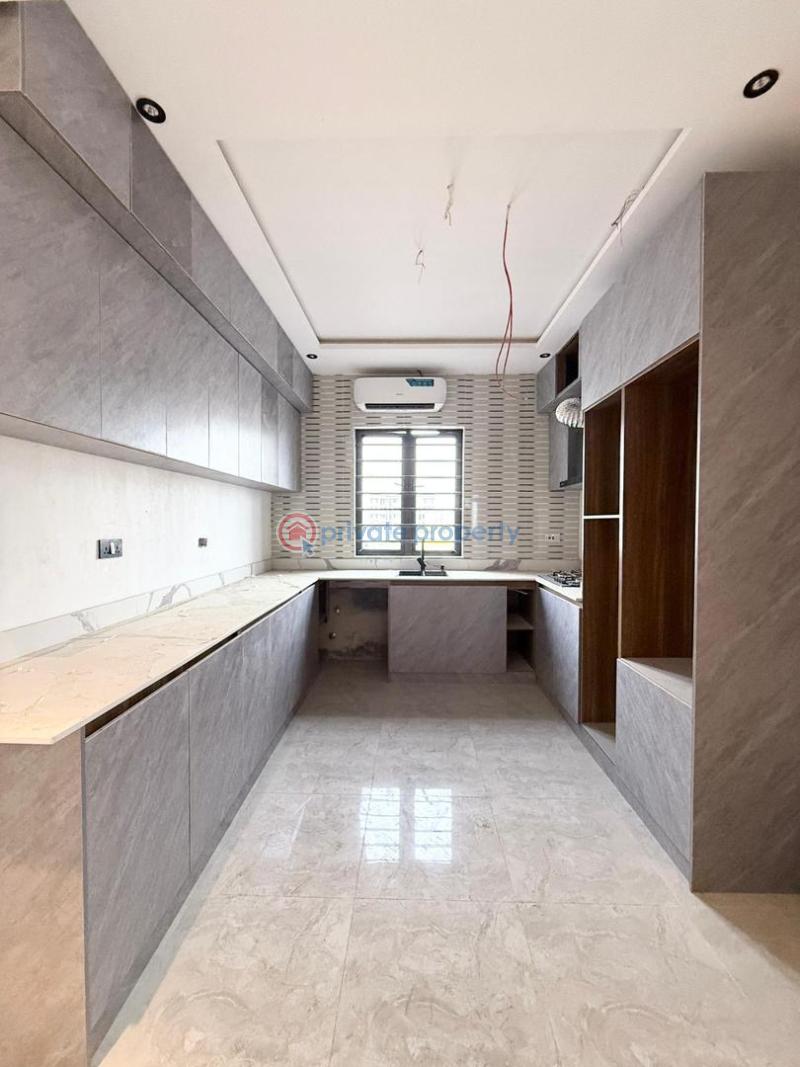 Ikate-lekki luxurious apartments with swimming pool* - 4 2 bedroom Flat & Apartment For Sale Ikate Lekki Lagos - 4