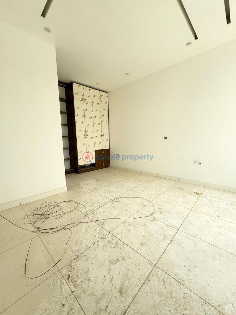 Ikate lekki luxurious apartments with swimming pool & gym*   2bedrooms apartments for sale!! - 17 2 bedroom Block Of Flats For Sale Ikate Lekki Lagos - 17