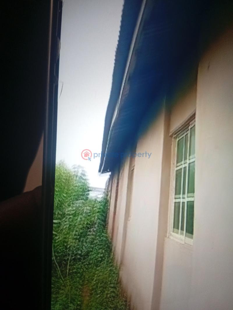 4 bedroom Bungalow For Sale Ikorodu Lagos - 0