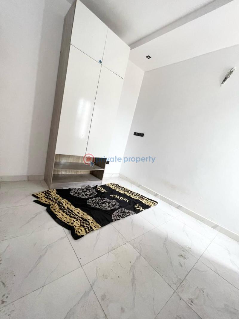 4 bedroom Terraced Duplex For Sale Ikota Lekki Lagos - 21
