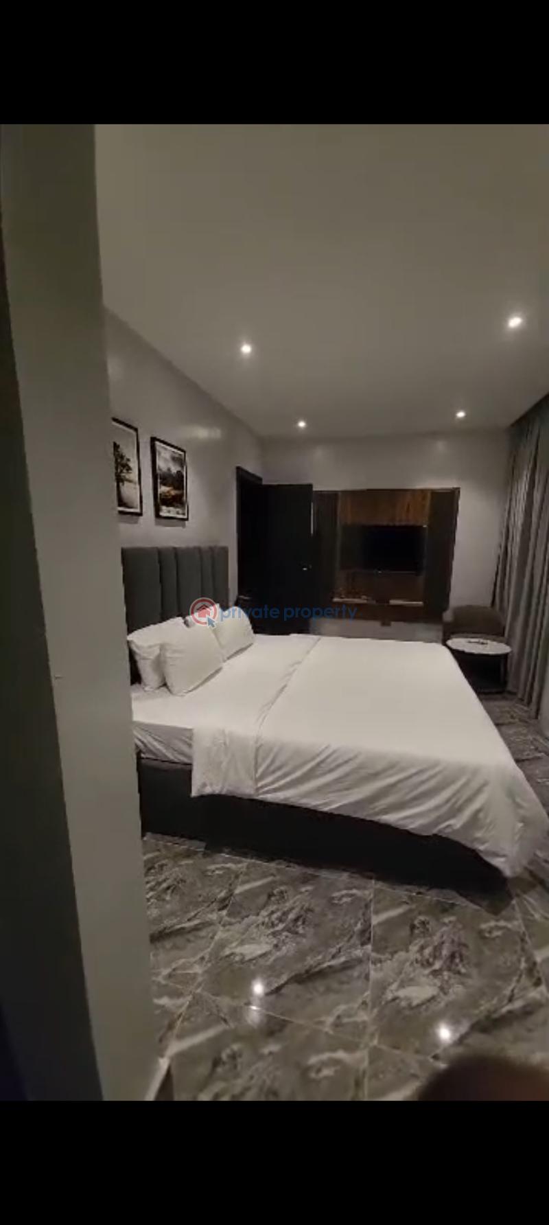 3 bedroom Maisonette For Rent Ikoyi Lagos - 1
