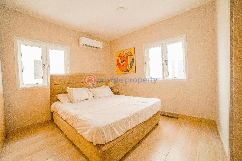 3 bedroom Shared Apartment For Sale . Ilupeju Lagos - 8