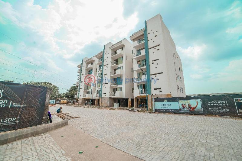 3 bedroom Shared Apartment For Sale . Ilupeju Lagos - 3
