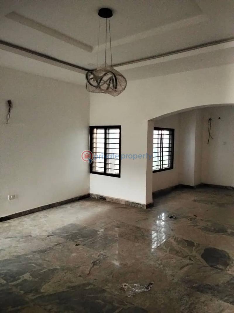 4 bedroom Terraced Duplex For Sale Gaduwa Very Close To Lafayette Estate Gaduwa Abuja Phase 2  - 9