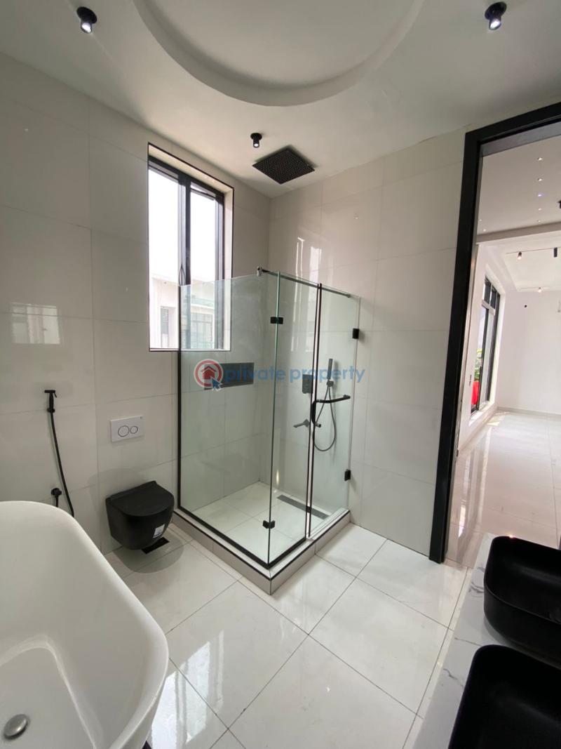 5 bedroom Detached Duplex For Sale Chevron Drive Lekki Lagos - 3
