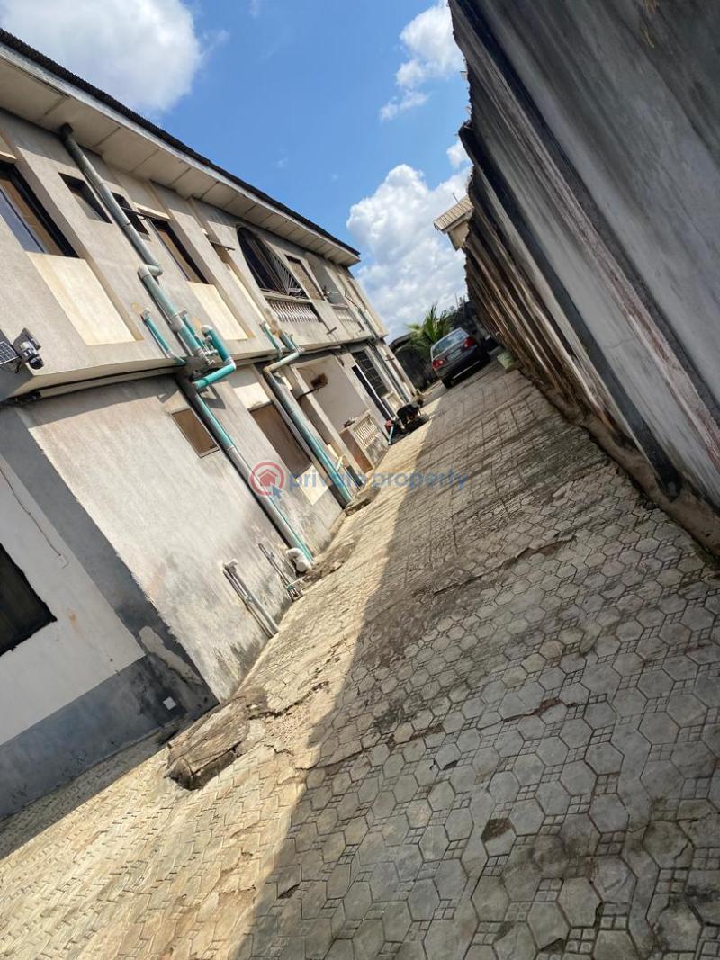 Block Of Flats For Sale Close To General Bus Stop, Igando–lasu Isheri Road Igando Ikotun/Igando Lagos - 2