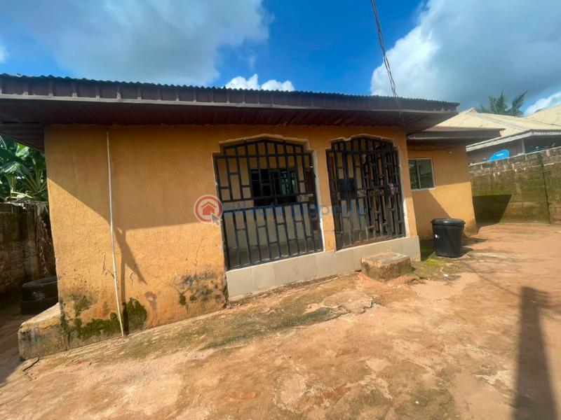 7 bedroom Block Of Flats For Sale Isihor Benin Edo