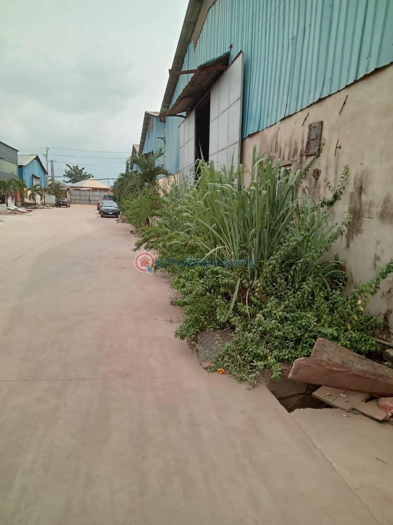 Warehouse For Sale Asesee Inter Change Axis . Sagamu Ogun - 3