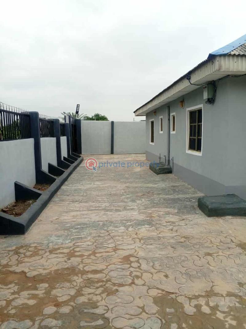 10 bedroom Block Of Flats For Sale Igbogbo Ikorodu Lagos - 0