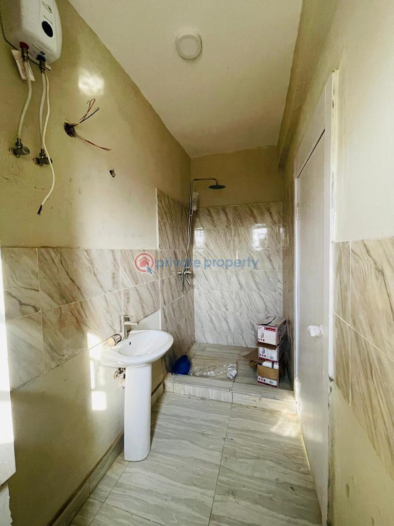 3 bedroom Block Of Flats For Sale Surulere Lagos - 10