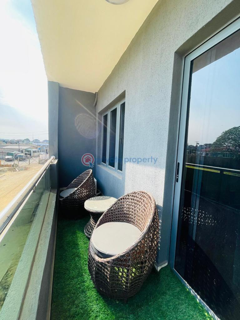 3 bedroom Block Of Flats For Sale Surulere Lagos - 1