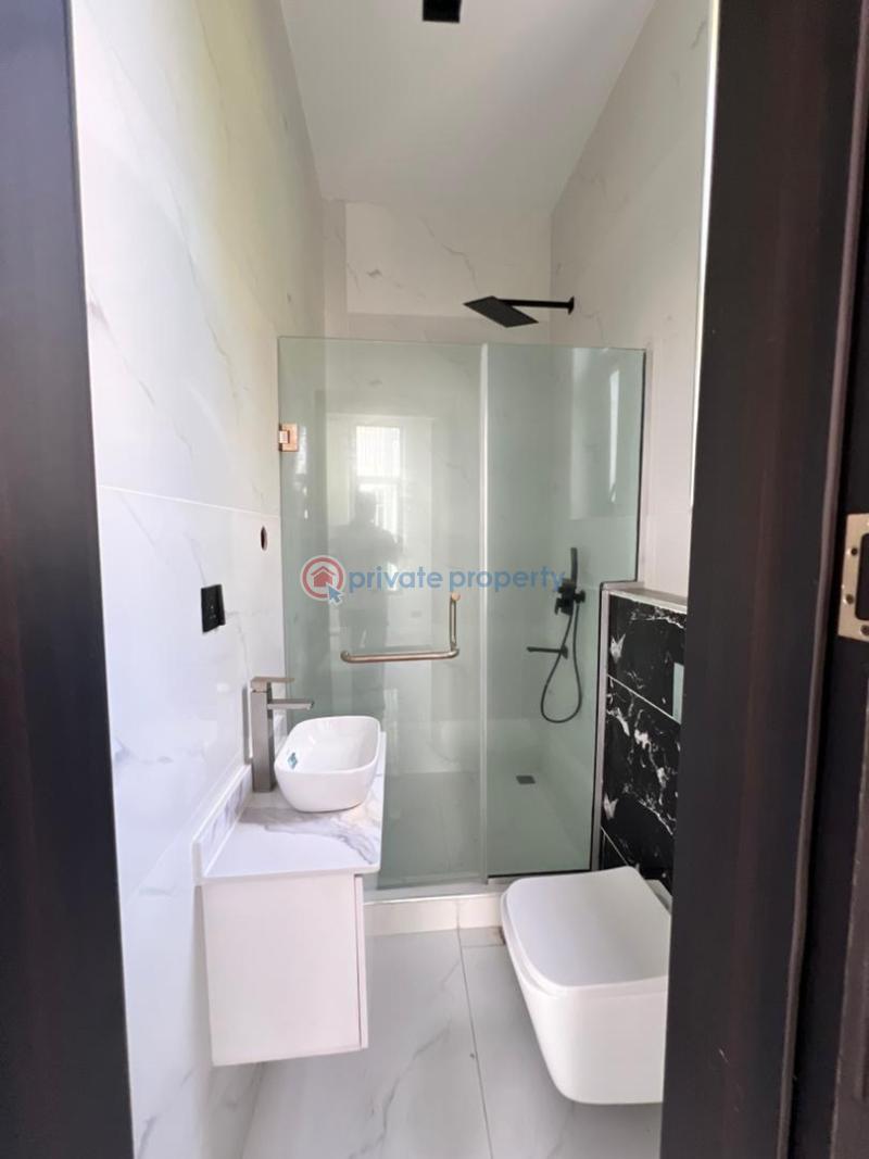 5 bedroom Detached Duplex For Sale Chevron Drive Lekki Lagos - 11
