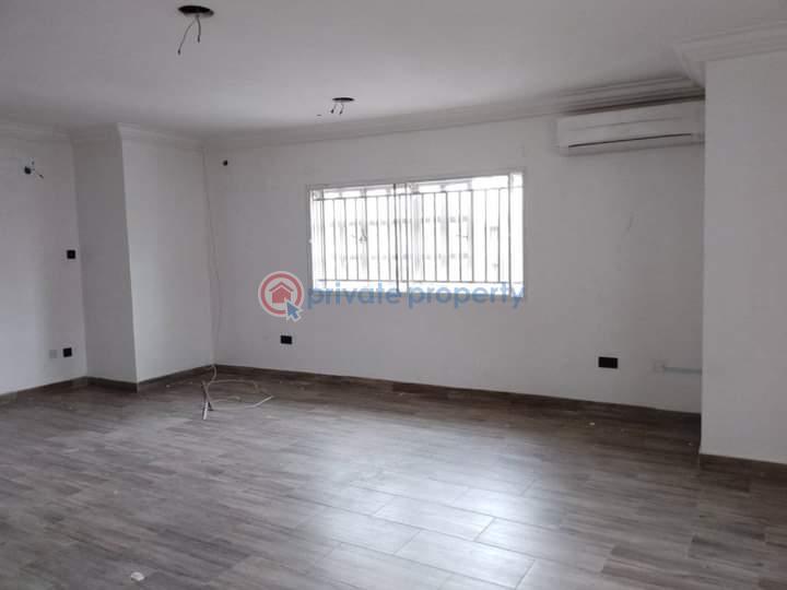 It's an 8 bedroom already renovated house - 4 8 bedroom House For Sale Parkview Estate, Ikoyi Ikoyi Lagos - 4