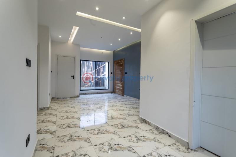 Ivana court selling - 6 2 bedroom Studio Apartment For Sale Thomas Estate Ajah Lagos - 6