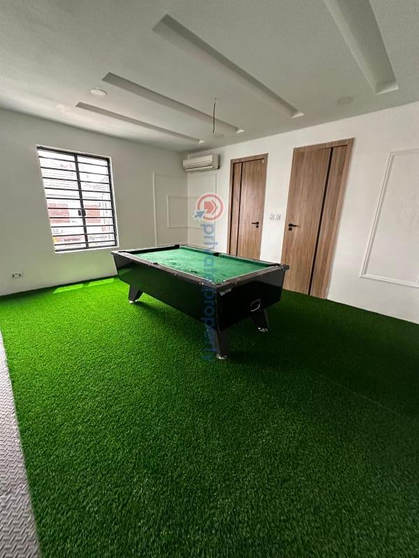 4 bedroom Terraced Duplex For Sale Chevron Drive Lekki Lagos - 9