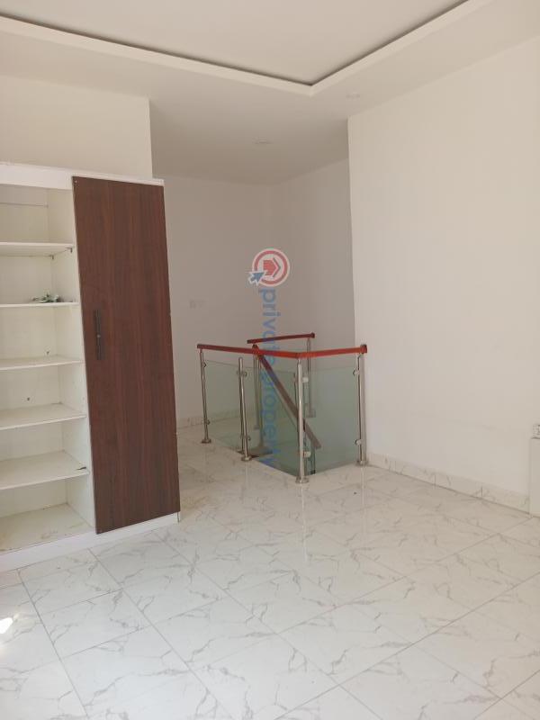 2 bedroom Block Of Flats For Sale Phase 1 Ologolo Lekki Lagos - 1