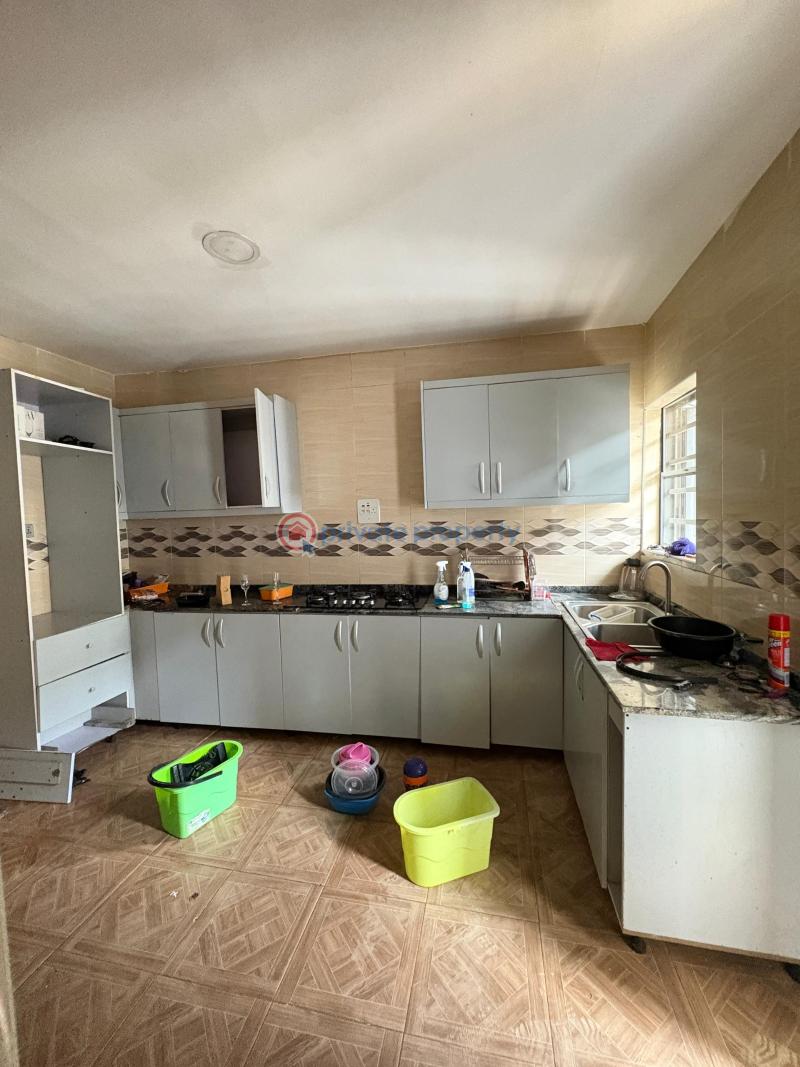 Just moved out 3bedroom flat with both pool and gym - 10 3 bedroom Block Of Flats For Rent Ikota Lekki Lagos - 10