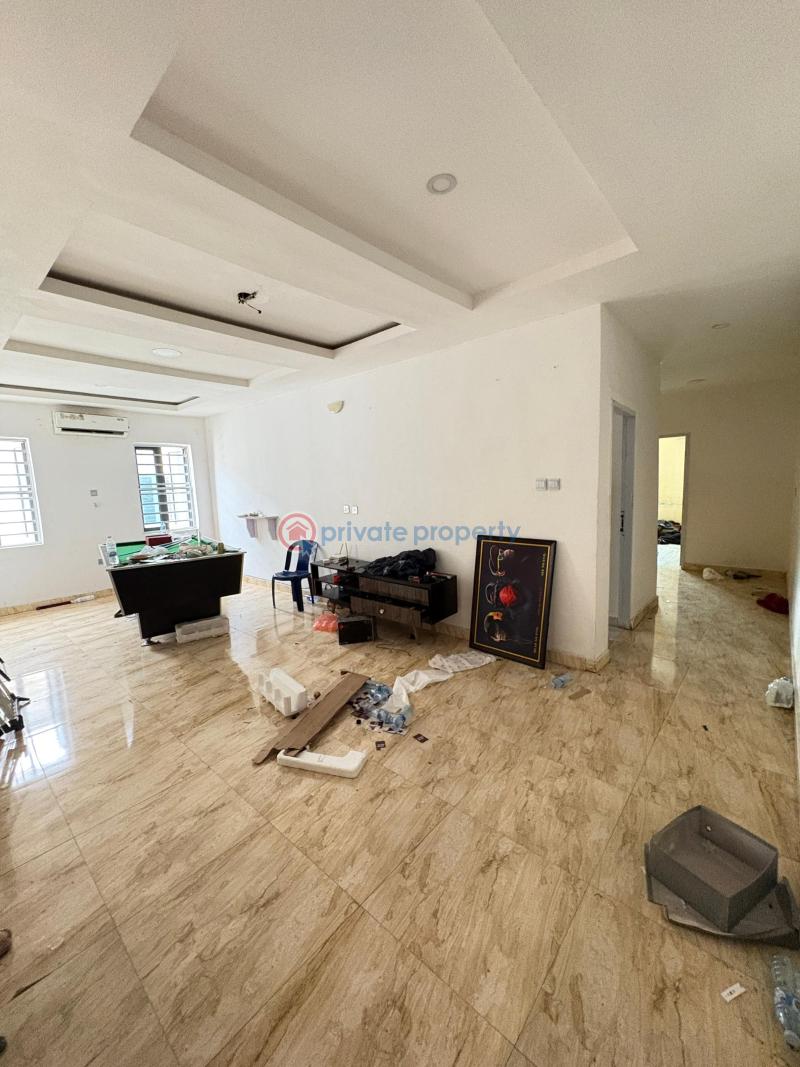 Just moved out 3bedroom flat with both pool and gym - 12 3 bedroom Block Of Flats For Rent Ikota Lekki Lagos - 12