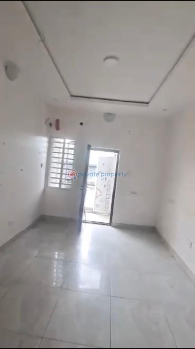 2 bedroom Block Of Flats For Rent Palmgroove Shomolu Lagos - 4