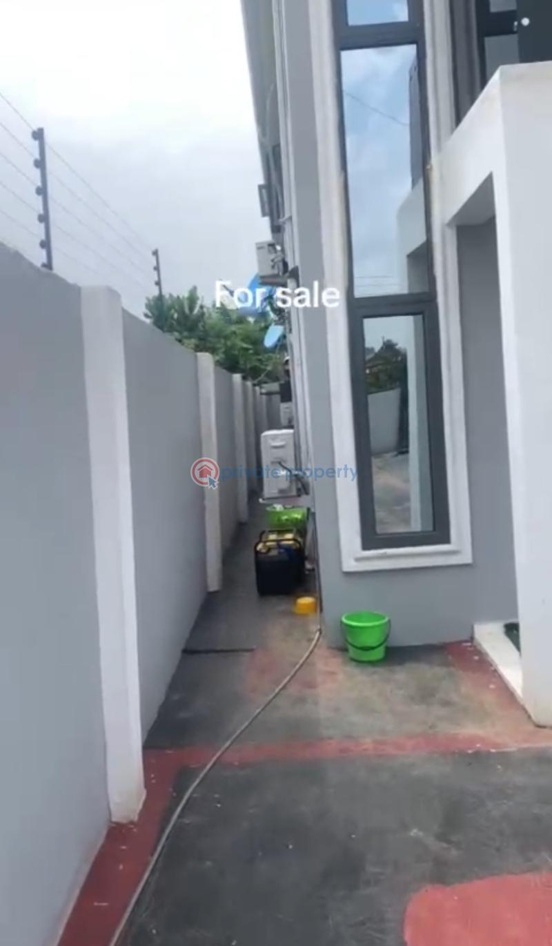 Block Of Flats For Sale River View Estate, Oluodo. Ebute Ikorodu Lagos - 1