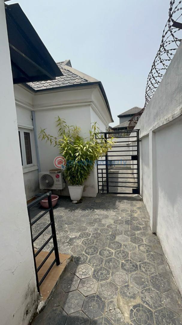 5 bedroom Bungalow For Sale Ogudu Ori-oke Lagos - 6